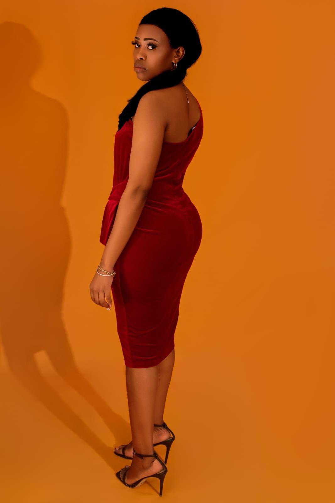 Vestido midi vermelho